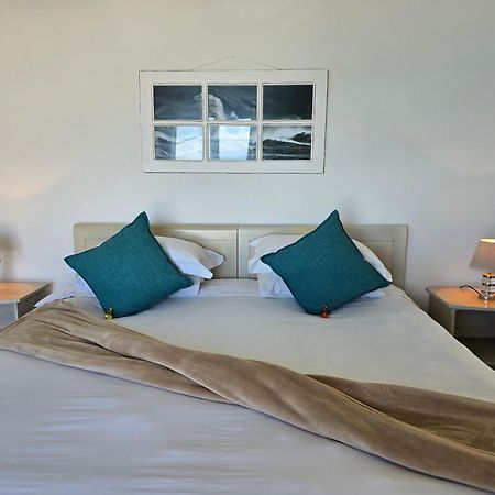 Swept Away Guesthouse - No-Loadshedding Yzerfontein Exterior photo