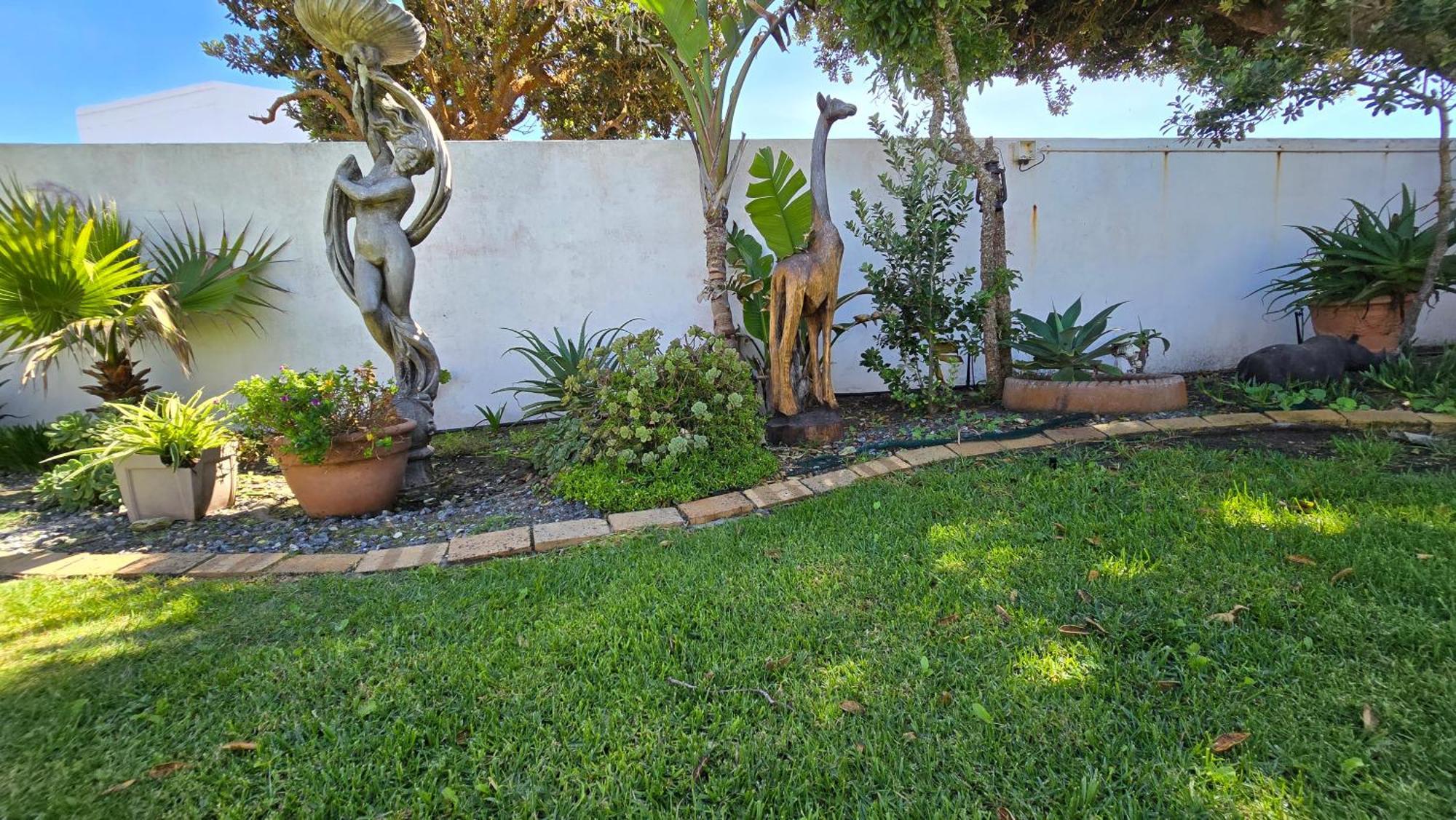 Swept Away Guesthouse - No-Loadshedding Yzerfontein Exterior photo